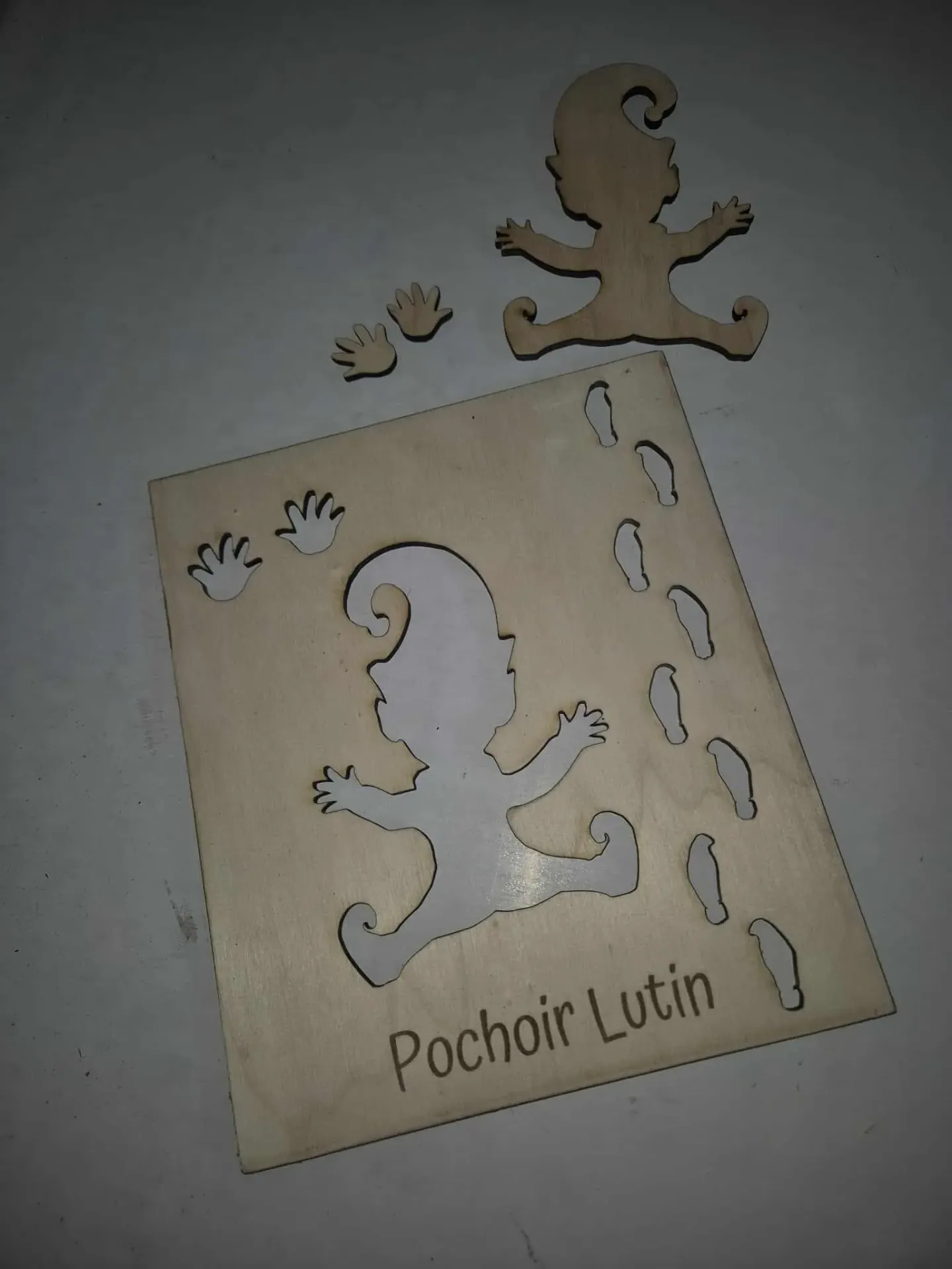 Pochoir lutin