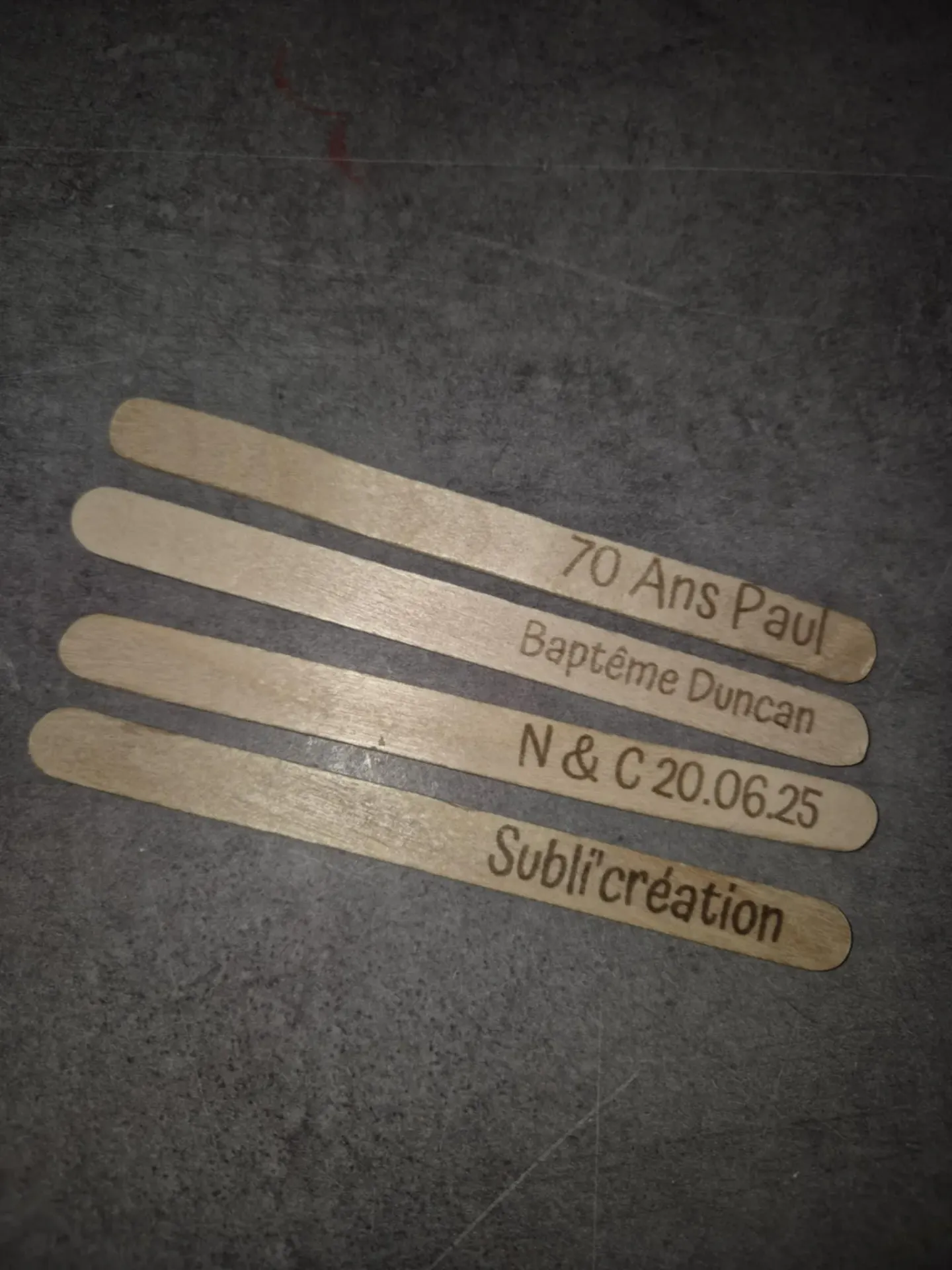 Popsicle Stick, Bâton en bois