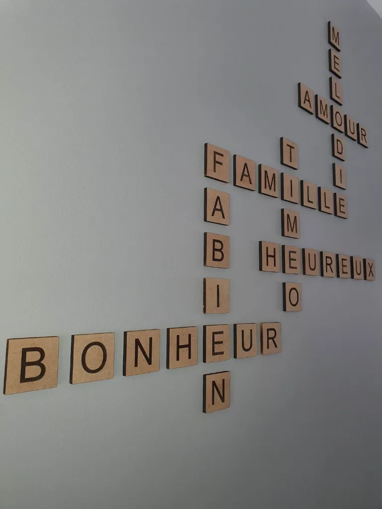 Lettre de scrabble "Moyen format" 