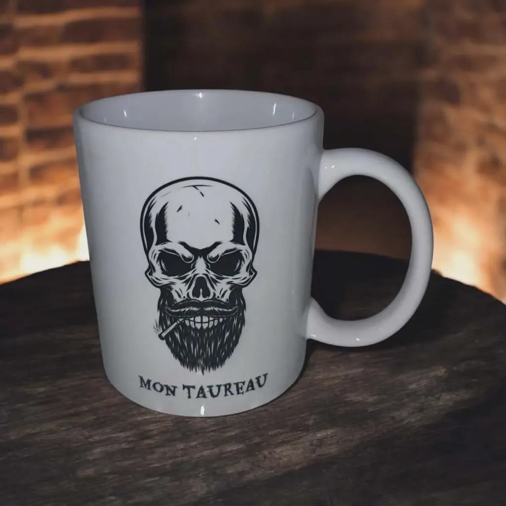 Mug "Tête de mort barbue"