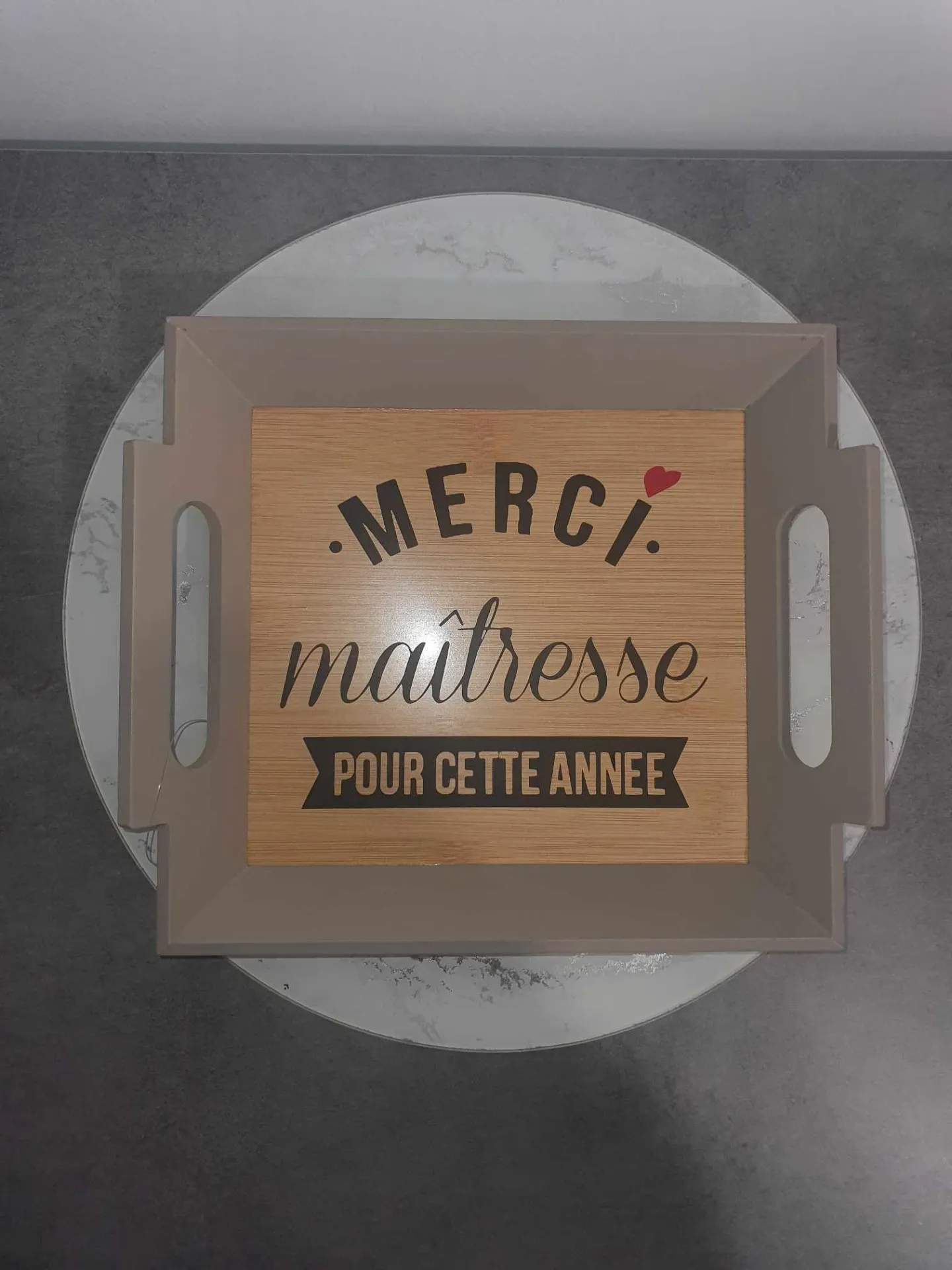 Plateau en bois personnalisé